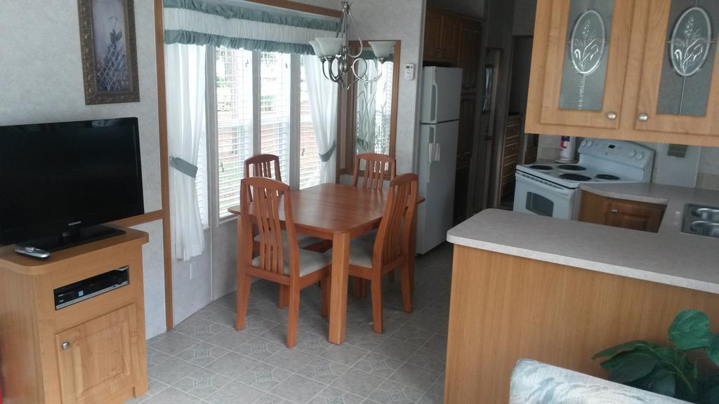 Road Runner Travel Resort Fort Pierce Room photo