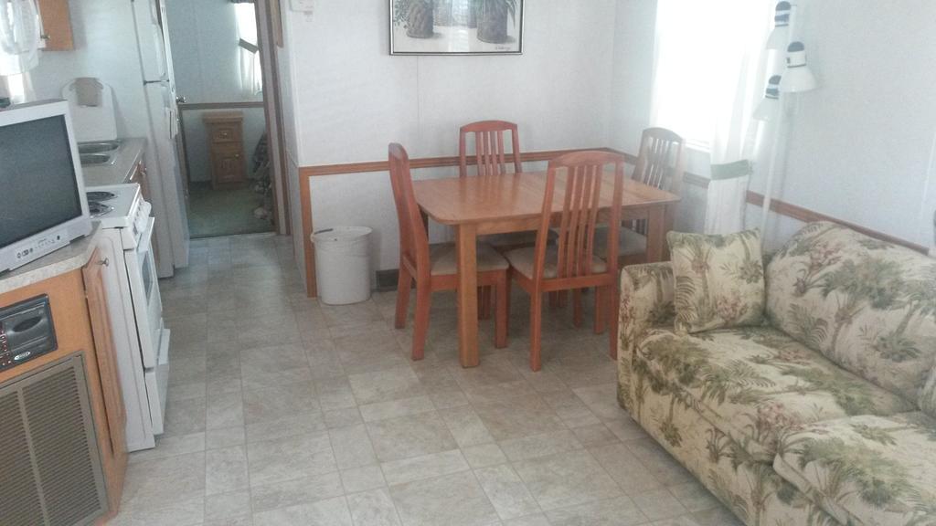 Road Runner Travel Resort Fort Pierce Room photo