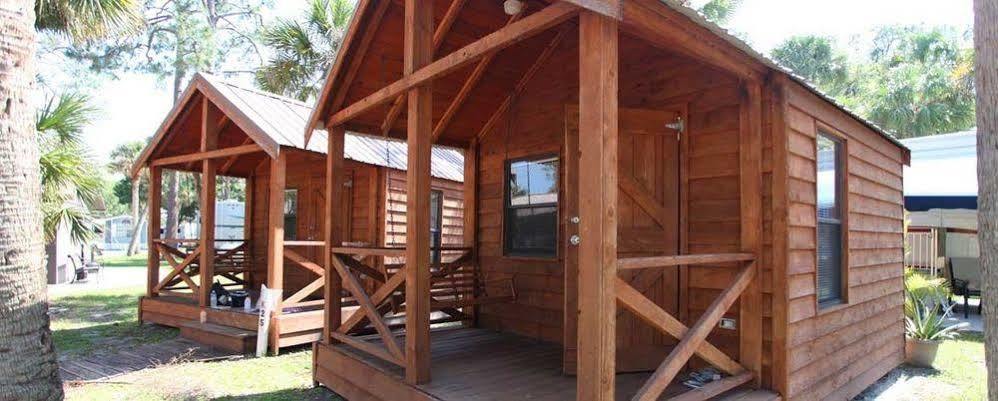 Road Runner Travel Resort Fort Pierce Exterior photo