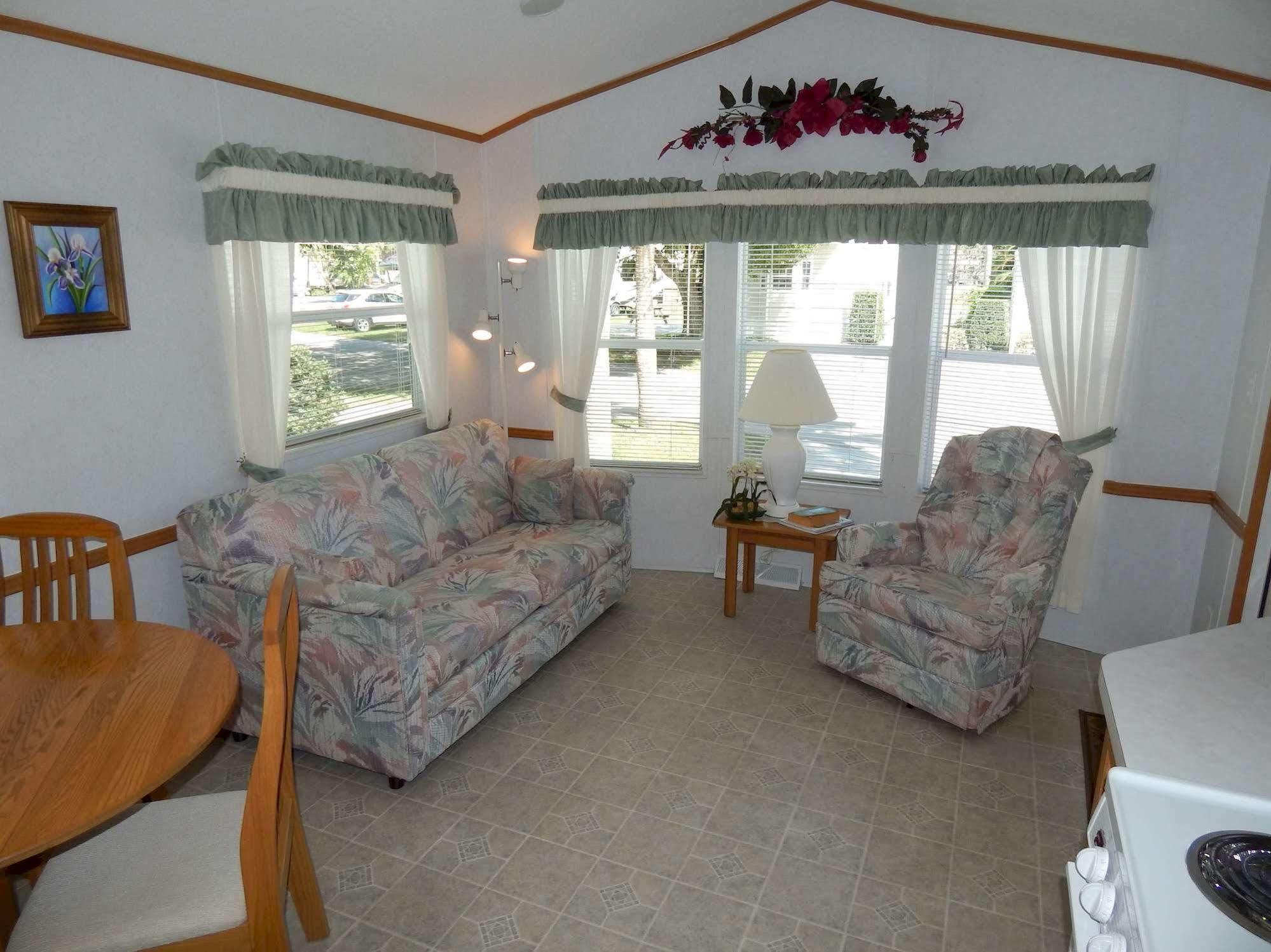 Road Runner Travel Resort Fort Pierce Exterior photo